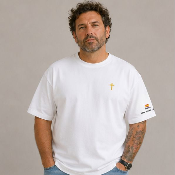 Camiseta  DORADA COLECCIÓN PAPA LEÓN XIV "DAME LA PAZ"